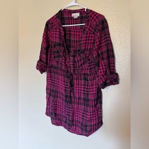 Oh! Mama Pink and Black Plaid Maternity Shirt  Large